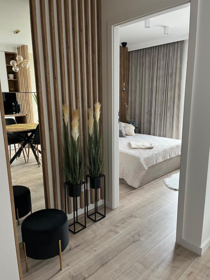 Nowoczesny Apartament Z Garazem Morelova Danzica Esterno foto