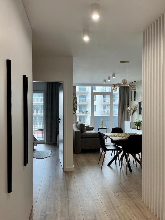 Nowoczesny Apartament Z Garazem Morelova Danzica Esterno foto