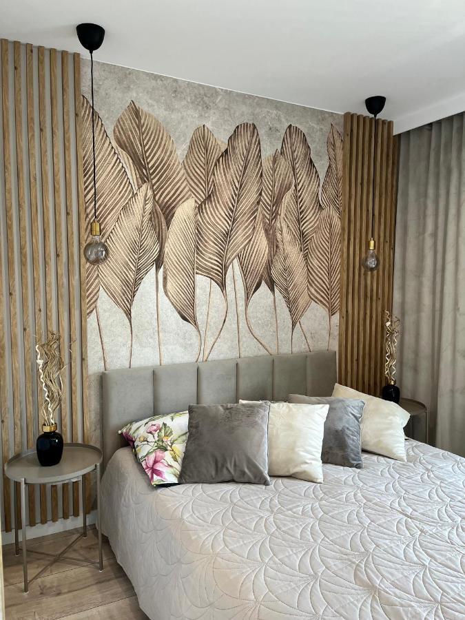 Nowoczesny Apartament Z Garazem Morelova Danzica Esterno foto