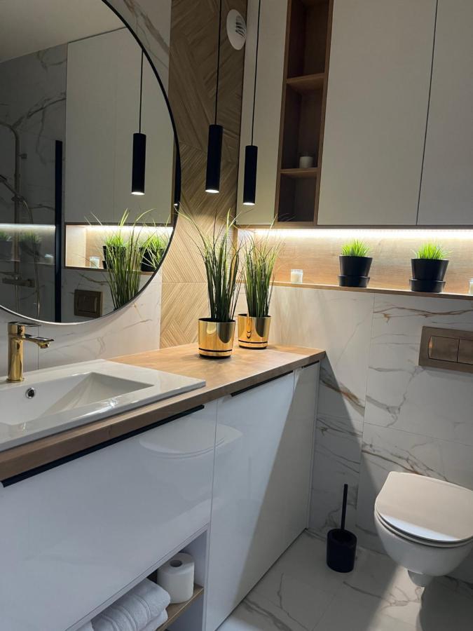 Nowoczesny Apartament Z Garazem Morelova Danzica Esterno foto